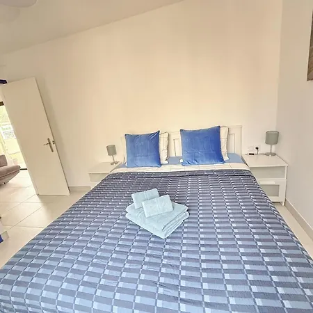 Mare B90 By Tenerife & Sales Costa Adeje (Tenerife)